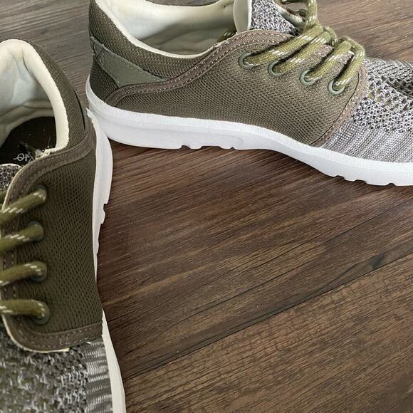 Etnies sz 8.5 green‎ gray lace up sneakers NWOT - Picture 3 of 10